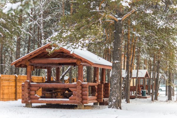 Открытая беседка на 18 человек